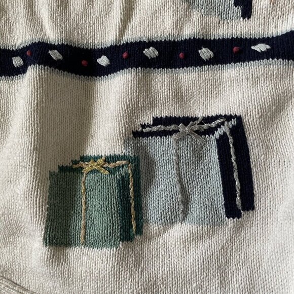 Vintage The Villager Holiday Knit Vest With Festive Christmas Design Buttons Wom - Picture 8 of 14